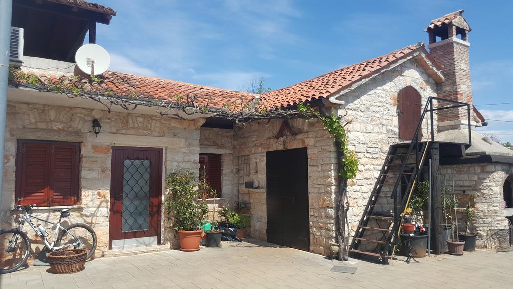 Apartments Sorgo Novigrad Istria Esterno foto
